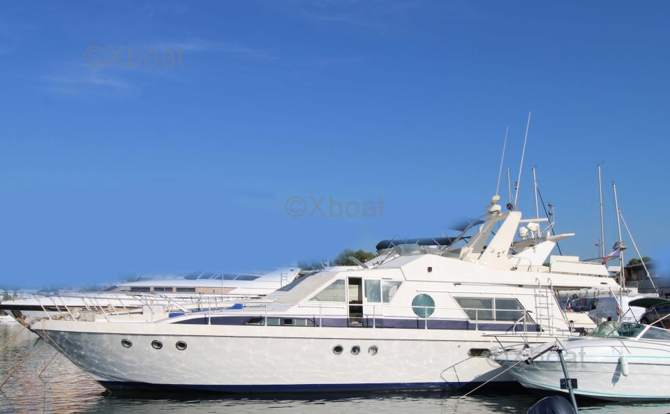 Yacht used GUY COUACH 1600 FLY