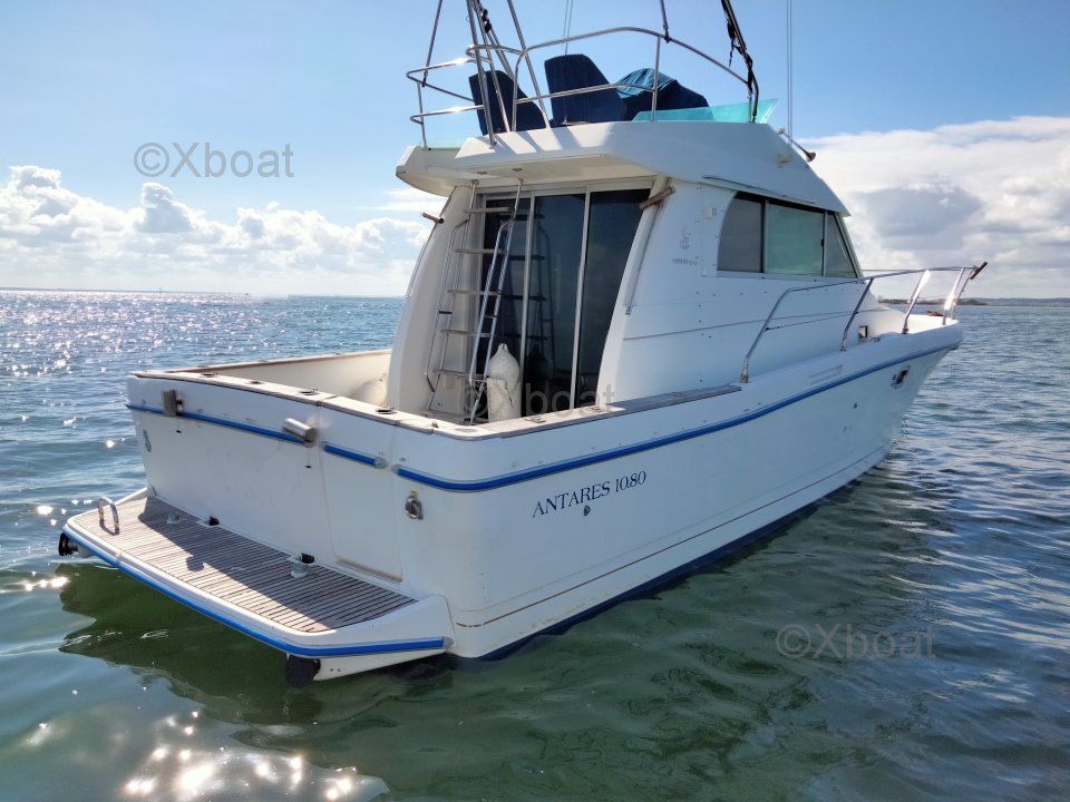 Yacht used ANTARES 1080