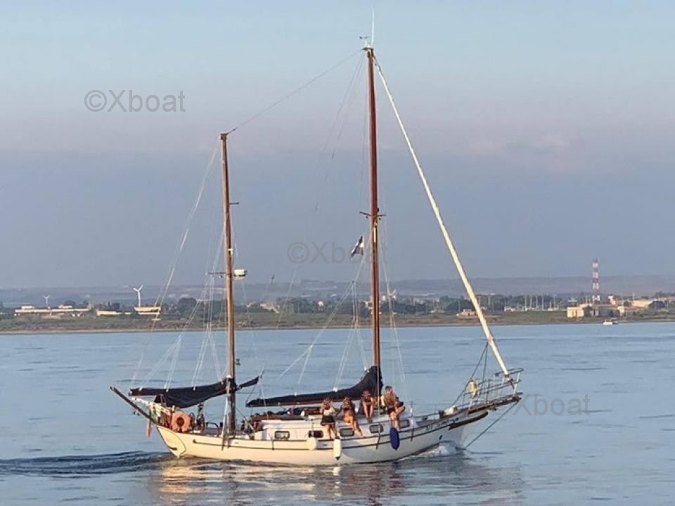 Sailboat used KETCH TAIPEI 36