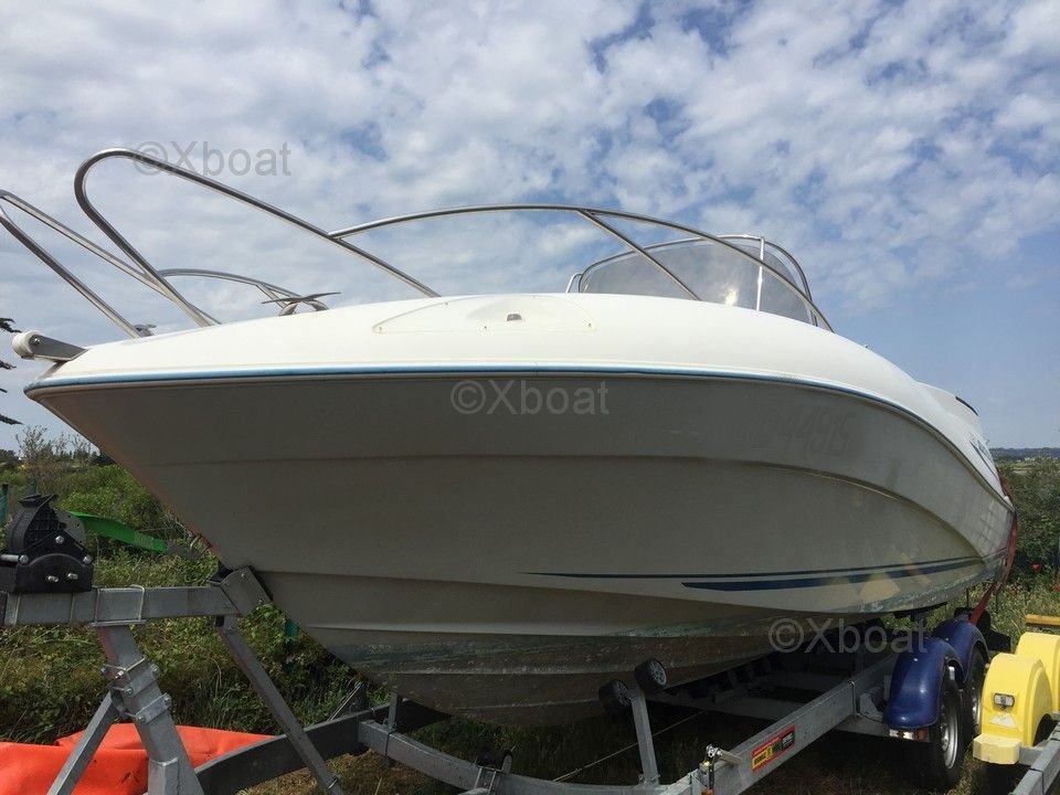 Yacht used QUICKSILVER 720 COMMANDER