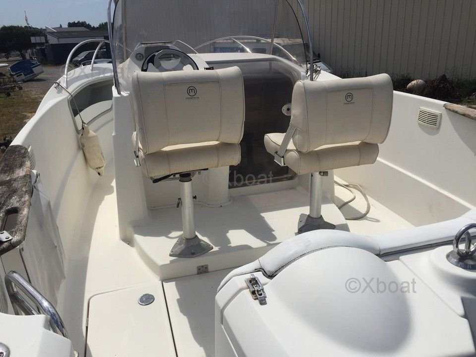 Yacht used QUICKSILVER 720 COMMANDER