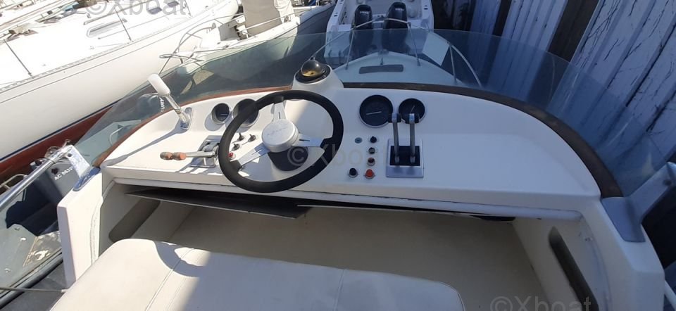 Yacht used RIVA BERTRAM 25 SPORT FISHERMAN