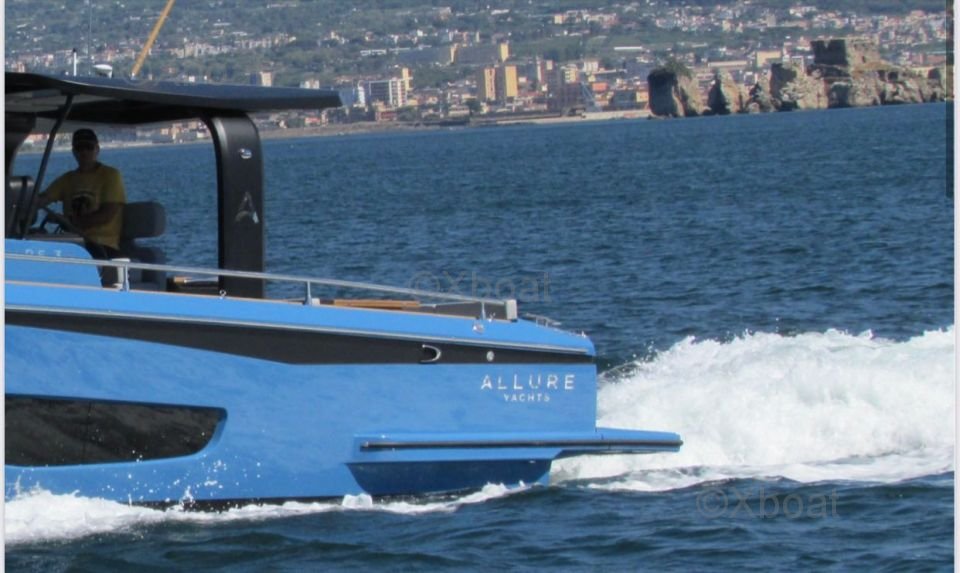 Yacht used ALLURE 38