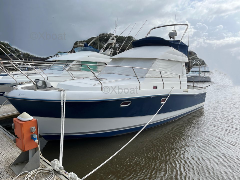 Yacht used ANTARES 1080 FLY