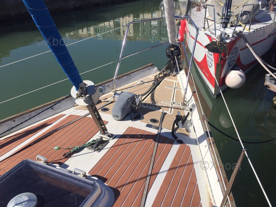 Sailboat used ILES SOUS LE VENT