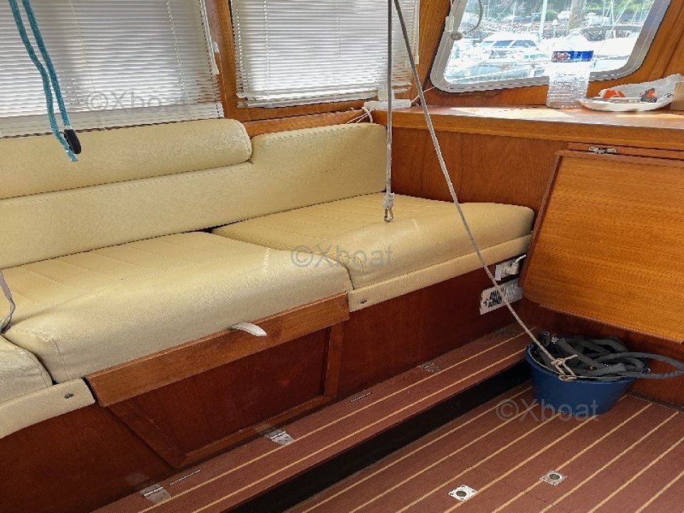 Sailboat used FAIRWAYS FISHER 37