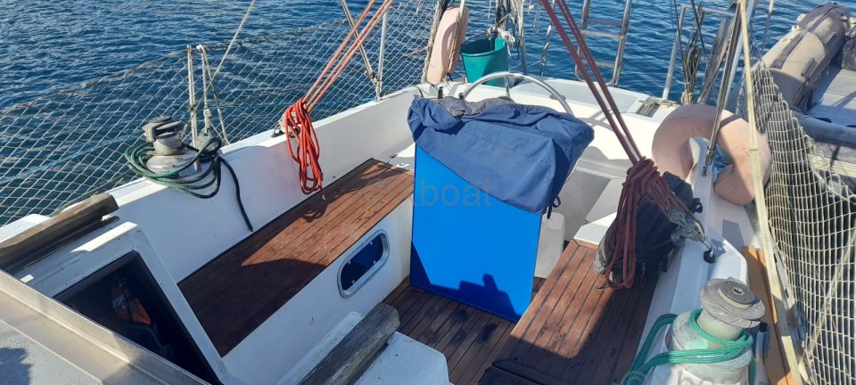 Sailboat used RESIDENCE 35