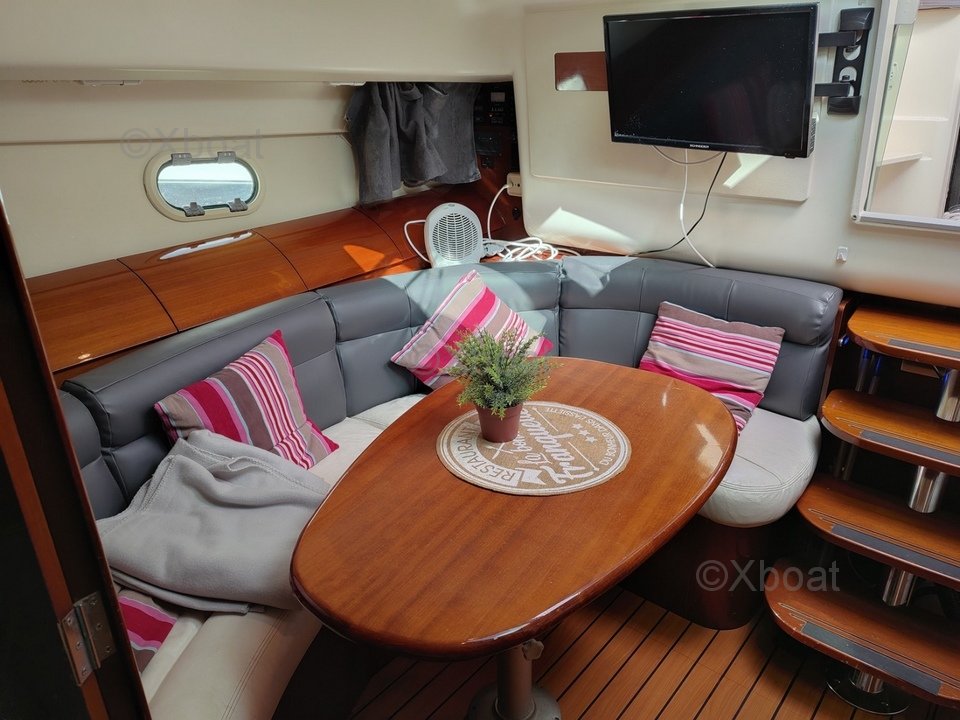 Yacht used PRESTIGE 34 OPEN