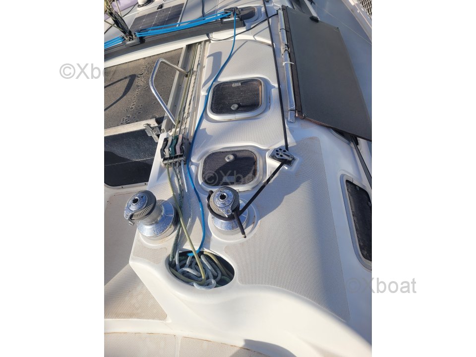 Sailboat used HUNTER 37.6