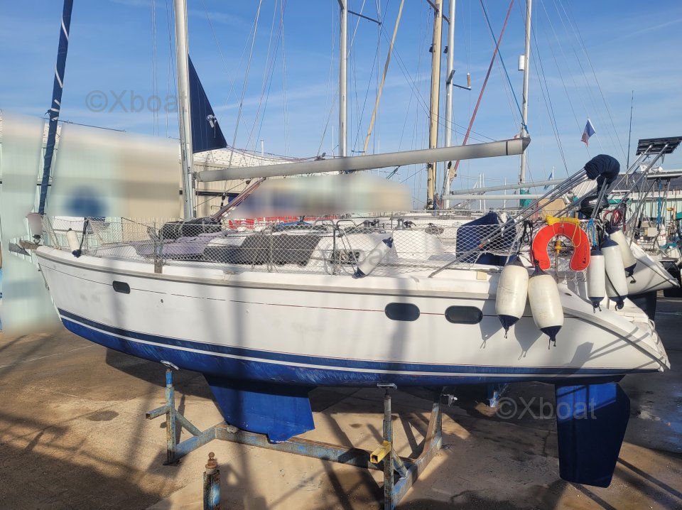 Sailboat used HUNTER 37.6