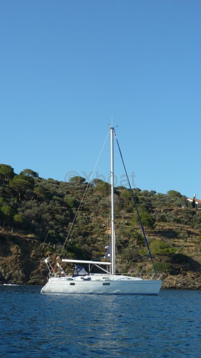 Sailboat used OCEANIS 351