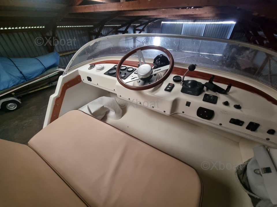 Yacht used RIVA BERTRAM 25 SPORT FISHERMAN