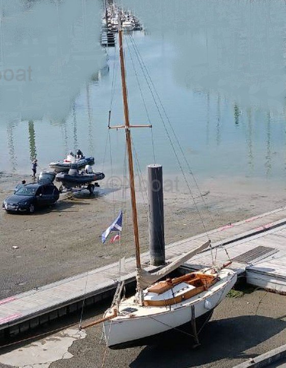 Sailboat used COTRE DE CARANTEC